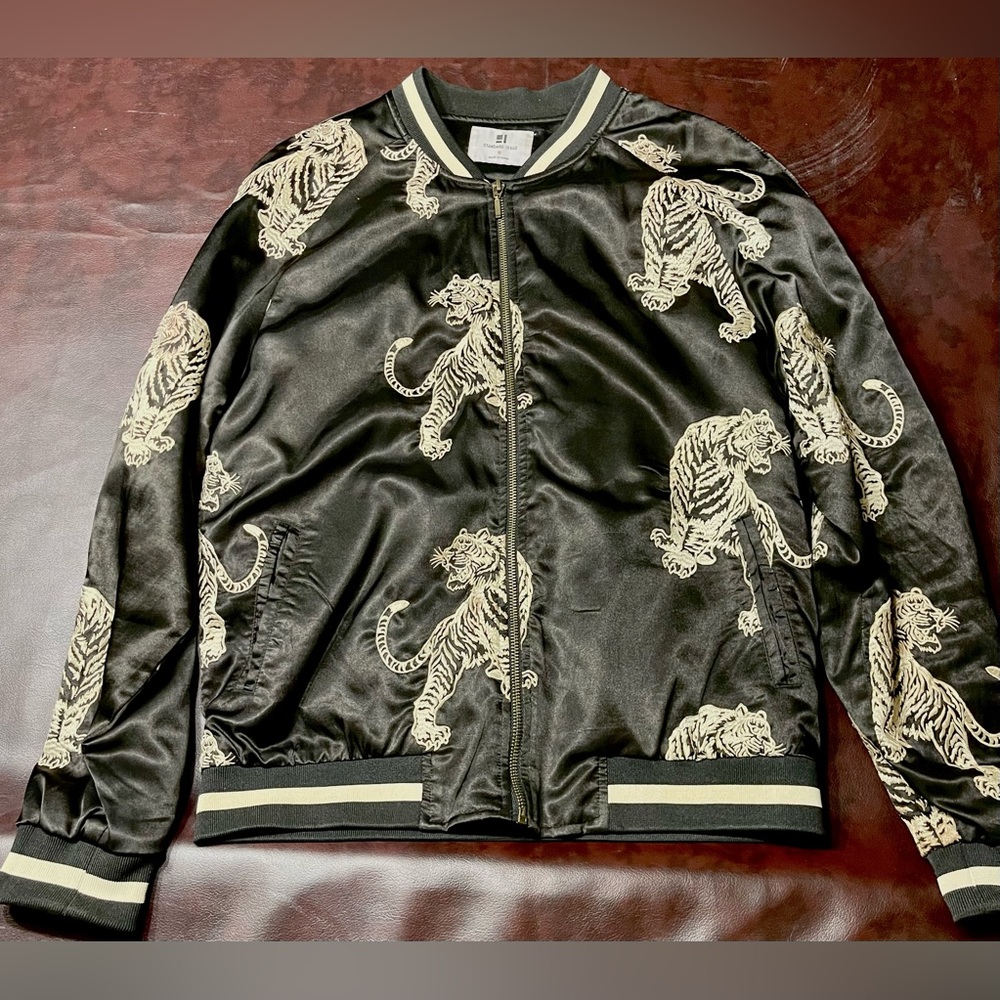 Embroidered tiger Japanese bomber jacket